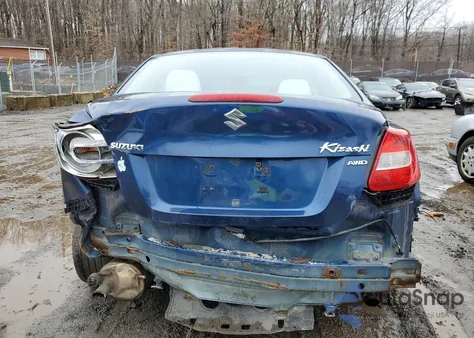 2011 Suzuki Kizashi Se z USA, uszkodzony, nr VIN JS2RF9A35B6110132